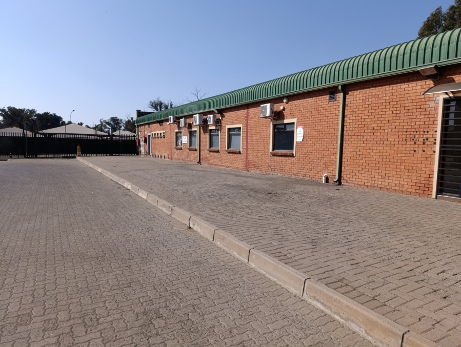 To Let commercial Property for Rent in Oos Einde Free State